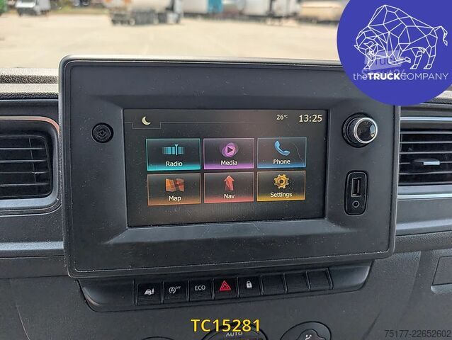 Resväska Renault Master 2.2 DCI KOFFER MET LIFT