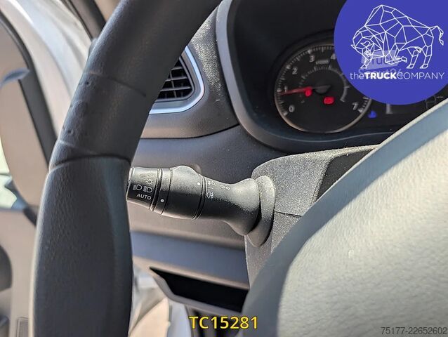 Resväska Renault Master 2.2 DCI KOFFER MET LIFT
