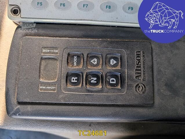 Hulladékgyűjtő jármű Renault Premium 320