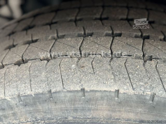 Tūrinis vilkikas MERCEDES-BENZ Actros 1845 4x2 Voll Luft