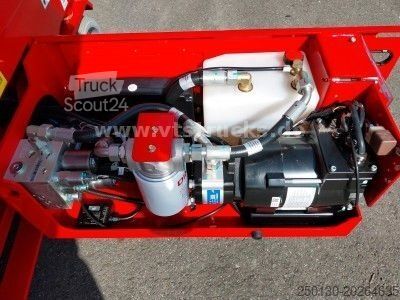 Plataforma de trabajo MAGNI Magni ES0807AC 7.8m Scherenbühne elektrisch 6x