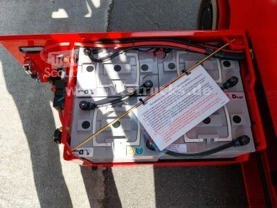 Plataforma de trabajo MAGNI Magni ES0807AC 7.8m Scherenbühne elektrisch 6x