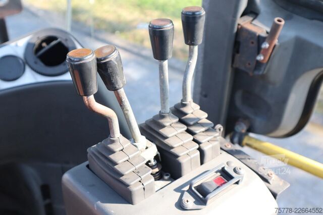 Heftruck Kalmar DCE 70-6 HE | SIDESHIFT | SPREADER | 7 TON