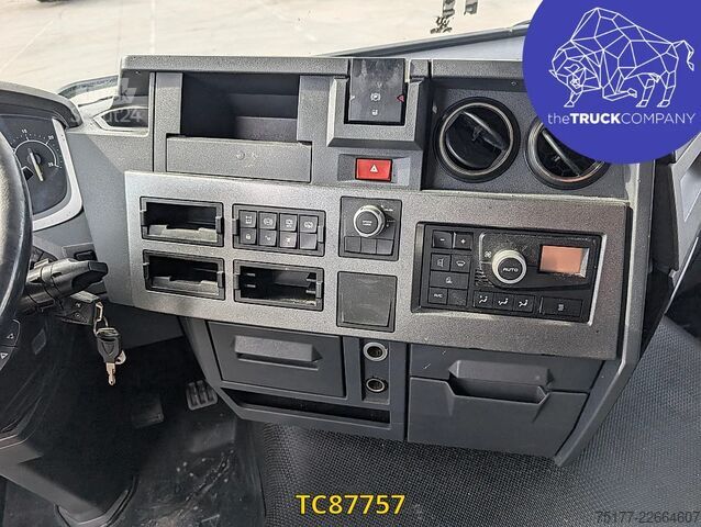 Standart-SZM Renault T 480