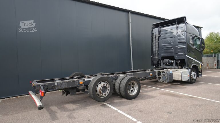 Chassis met cabine Volvo FH 420 6x2 chassis truck