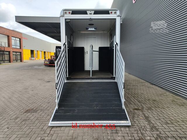 Hevosten kuljetus Mercedes-Benz Sprinter 515 CDI Böckmann Horsetruck 24.500 KM ...