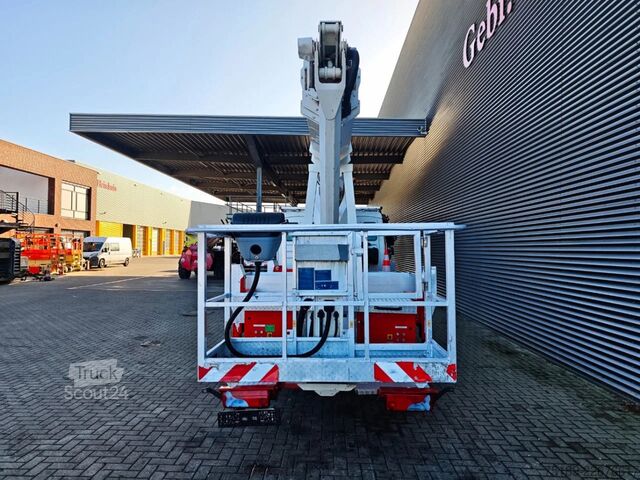 Nostolava MAN TGL 8.150 4x2 Palfinger P300KS