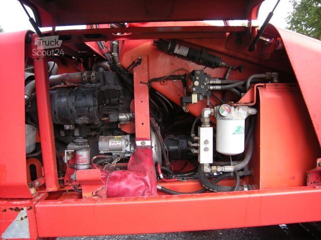 Çalışma platformu  Arbeitsbühne Snorkelift SB-47JRT, AH  16m