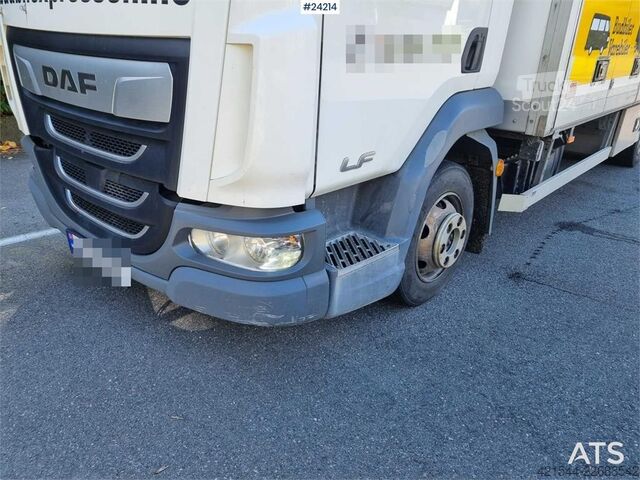 Bőrönd DAF LF 180 FA with side opening and lift