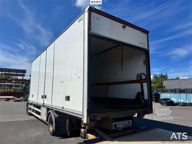 Kufr Iveco Eurocargo 150-280 4x2 Box Truck with Tail Lift and