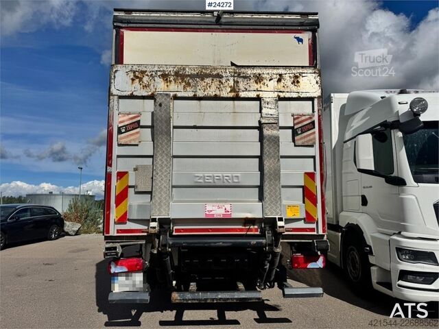 Lagaminas MAN TGM 18.290 4x2 Box Truck with Full Side Opening