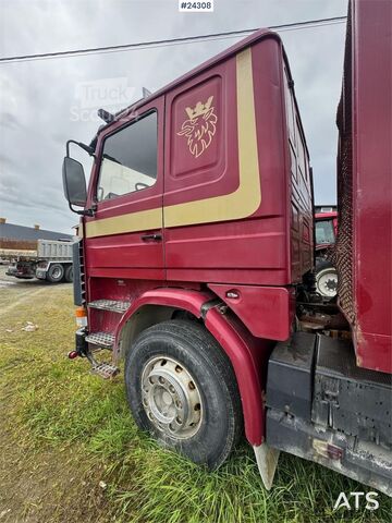 Podvozek s kabinou Scania 93H 4x2 Chassis