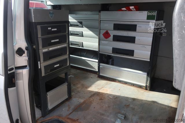 Furgon blaszak VOLKSWAGEN T5 1.Hand / 4Motion / Werkstatt / SHZ / FN: 172