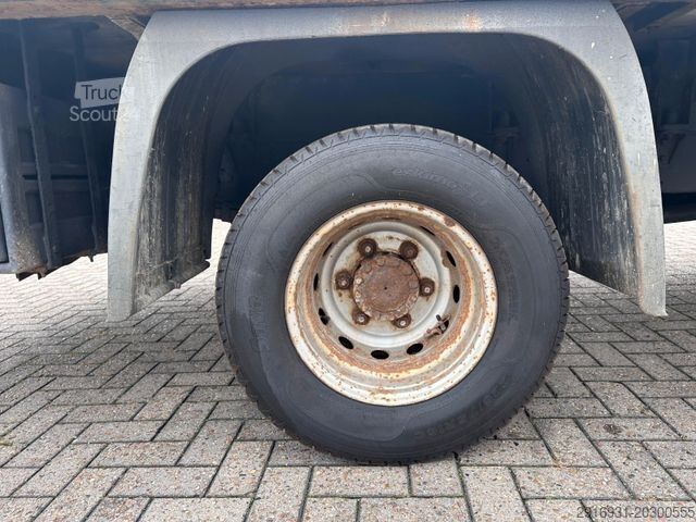 Furgonetka pick-up IVECO Daily Pritsche DoKa / 1. Hand/ Fahrzeugnr: A91