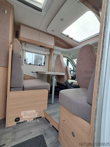 Teilintegriertes Wohnmobil LMC Cruiser V 646 G