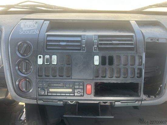 Kamion z zamenljivo nadgradnjo MERCEDES-BENZ , KöGEL, WIESEL / UMSETZER  ,ERSATZTEILTRäGER!!!