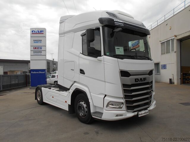 Tracteur routier standard DAF XG 480
