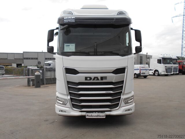 Tracteur routier standard DAF XG 480