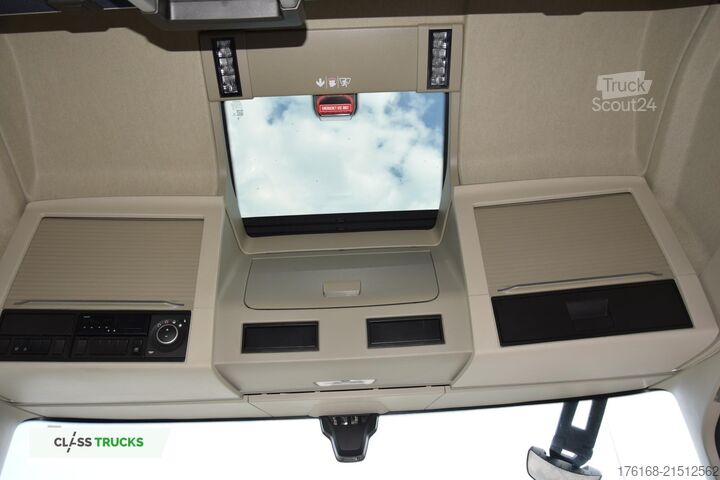 Standard SZM VOLVO FH 500 Globetrotter XL Varios