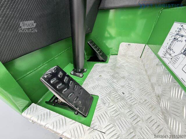 Chariot élévateur multidirectionnel Combilift C3000 DIESEL TRIPLEX 4900 POSITIONER