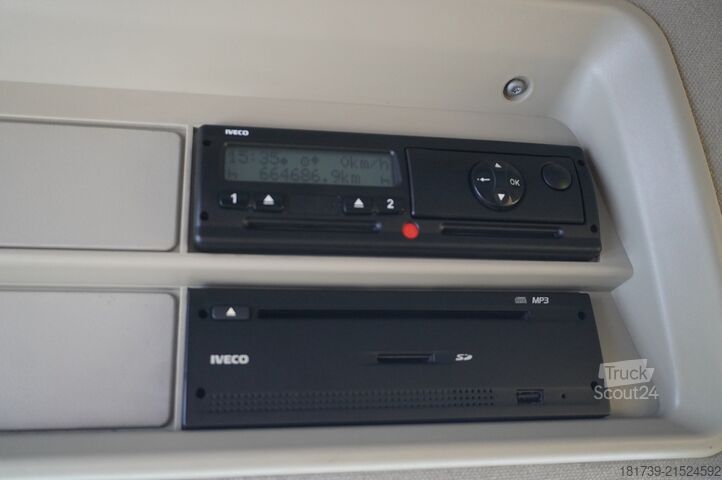 Traktör ünitesi Iveco Stralis 460 E6 tractor unit/ Sleeper cab