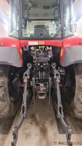 Ciągnik Massey Ferguson 7618