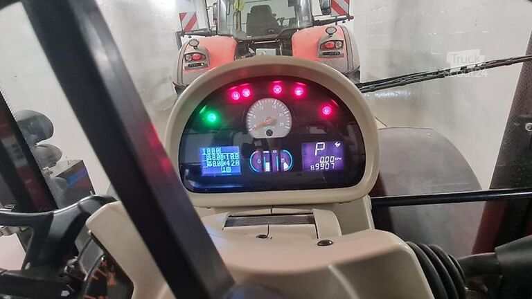 Ciągnik Massey Ferguson 7618