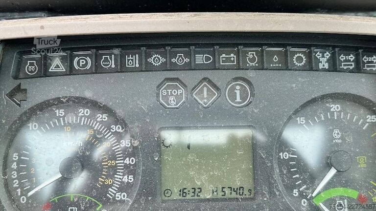 Ciągnik John Deere 5080R FL+FKH+FZW