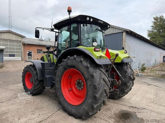 Traktor CLAAS Arion 650