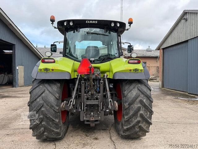Traktor CLAAS Arion 650