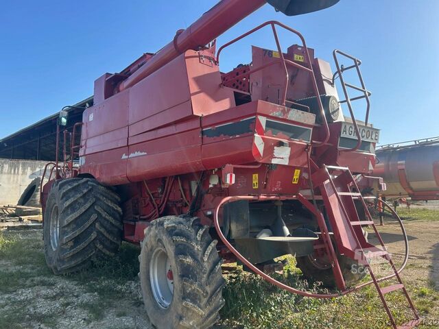 Комбайн для збирання врожаю Case IH 2388 + Biso VX 650