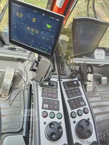 Lesnícke vozidlo Komatsu 931 XC