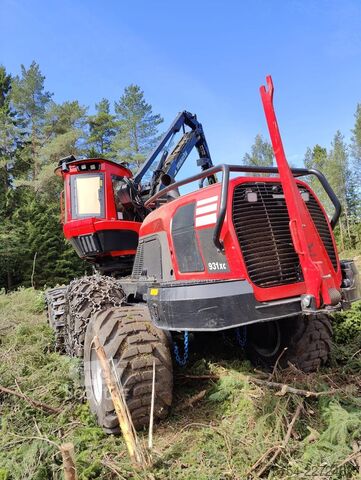 Lesnícke vozidlo Komatsu 931 XC