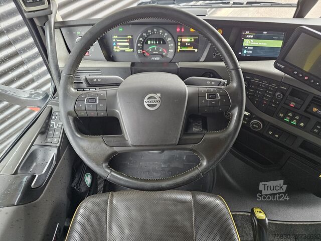 Volvo FH16.750 8x4 / 260T / RETARDER / FULL AIR Volvo FH16.750 8x4 / 260T / RETARDER / FULL AIR