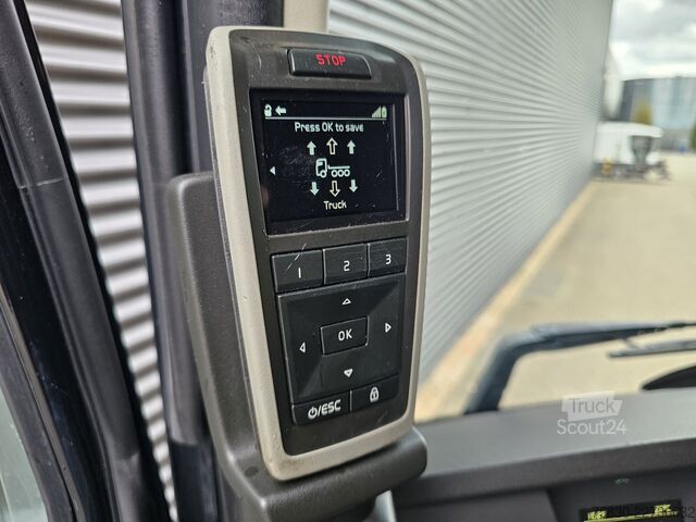 Volvo FH16.750 8x4 / 260T / RETARDER / FULL AIR Volvo FH16.750 8x4 / 260T / RETARDER / FULL AIR