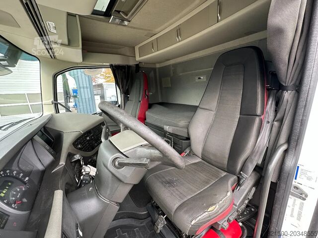 Standard-SZM Volvo FH 540 6x4 Big Axle / Retarder / Lift-Axle / 2 ...