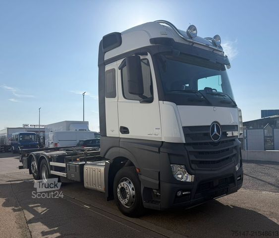 Swap body truck MERCEDES-BENZ 2540 L Actros 6x2 Fahrschule 5-Sitzer Liftachse