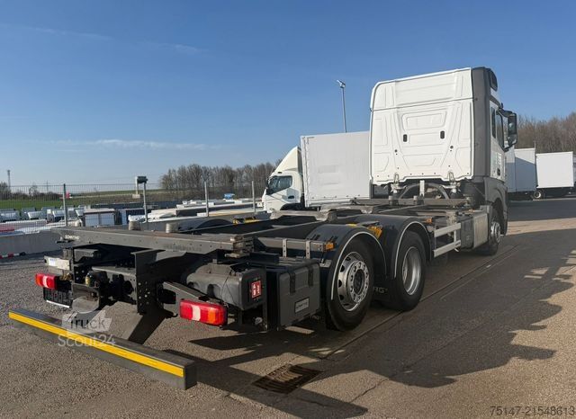 Swap body truck MERCEDES-BENZ 2540 L Actros 6x2 Fahrschule 5-Sitzer Liftachse