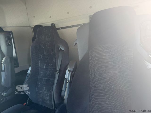 Swap body truck MERCEDES-BENZ 2540 L Actros 6x2 Fahrschule 5-Sitzer Liftachse