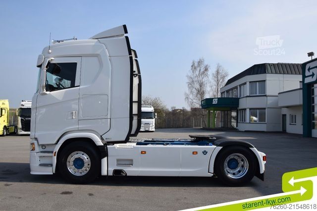 Standart çekici ünitesi SCANIA S530 V8 Retarder ACC Navi Alu Felgen Vollluft