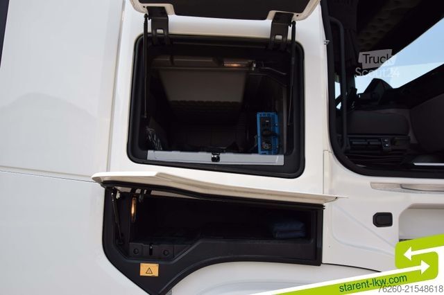 Standart çekici ünitesi SCANIA S530 V8 Retarder ACC Navi Alu Felgen Vollluft