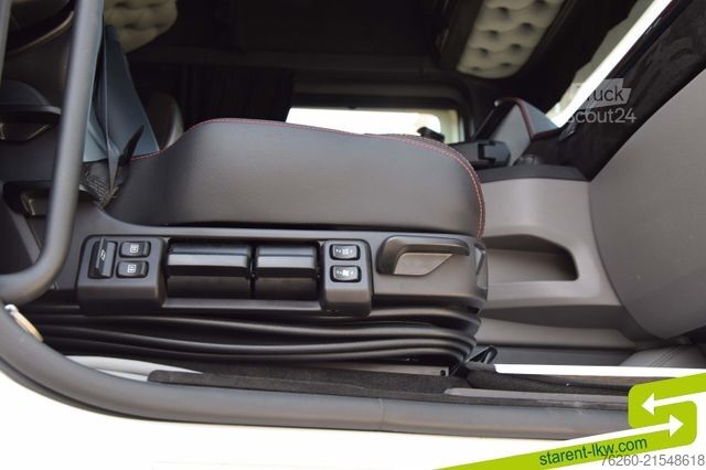 Standart çekici ünitesi SCANIA S530 V8 Retarder ACC Navi Alu Felgen Vollluft