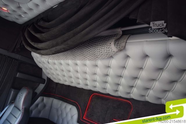 Standart çekici ünitesi SCANIA S530 V8 Retarder ACC Navi Alu Felgen Vollluft