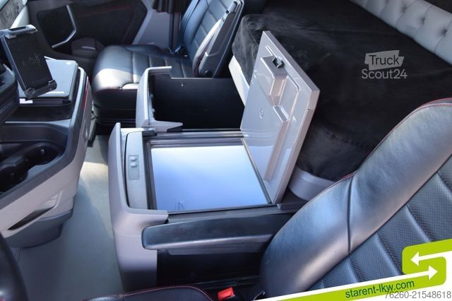 Standart çekici ünitesi SCANIA S530 V8 Retarder ACC Navi Alu Felgen Vollluft