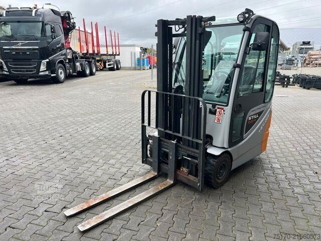 περονοφόρο ανυψωτικό Still RX 20-14 / Triplex: 4,3m / nur 1.212h! / SS