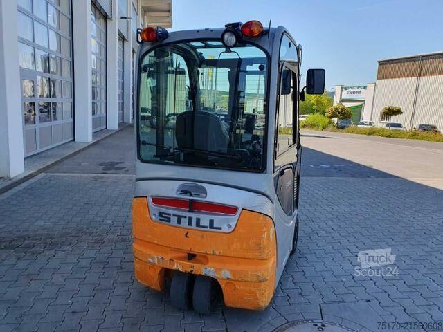 περονοφόρο ανυψωτικό Still RX20-14 / 2023 / Triplex: 4.60m! / 2.604h / SS