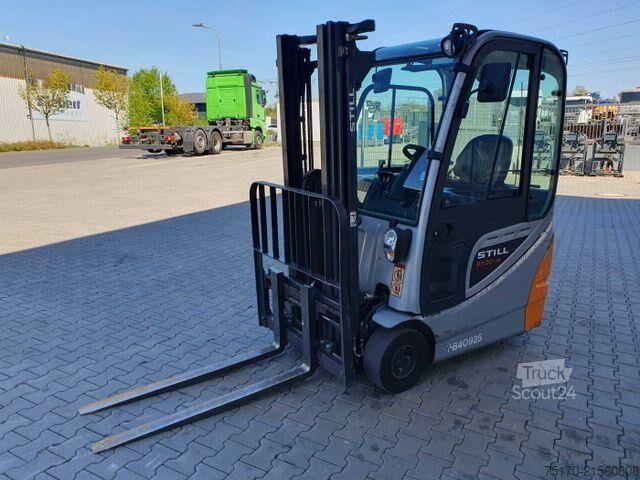 περονοφόρο ανυψωτικό Still RX20-14 / 2023 / Triplex: 4.60m! / 2.604h / SS