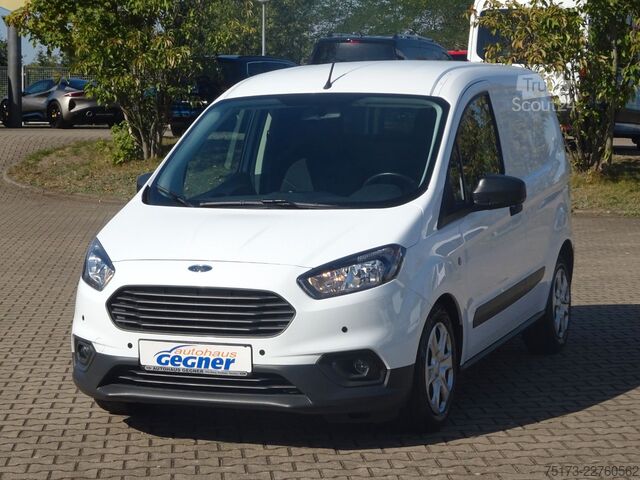 Skåpbil FORD Transit Courier Kasten 75PS Trend Klima PPS