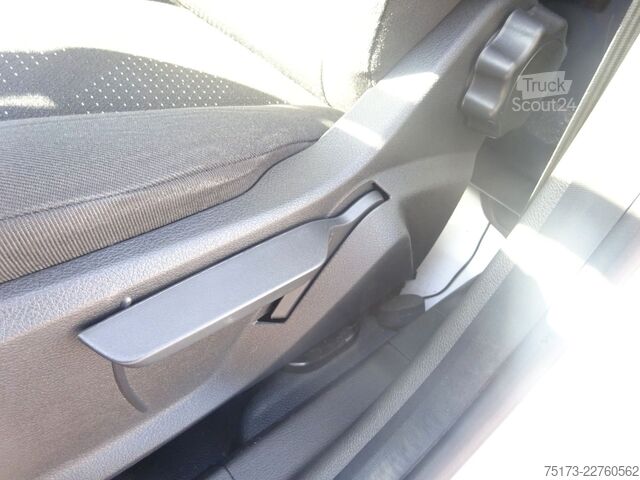 Skåpbil FORD Transit Courier Kasten 75PS Trend Klima PPS