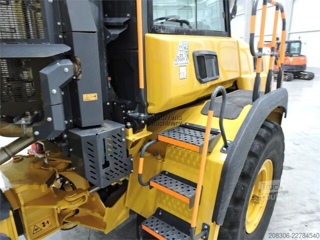 Sonstige BELL B30E